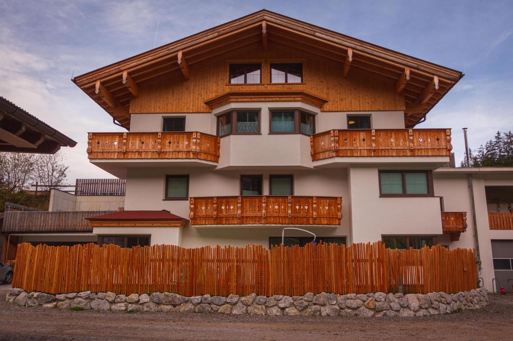 Ferienwohnung Am Bauernhof, Korbingerhof Rinn Exterior foto
